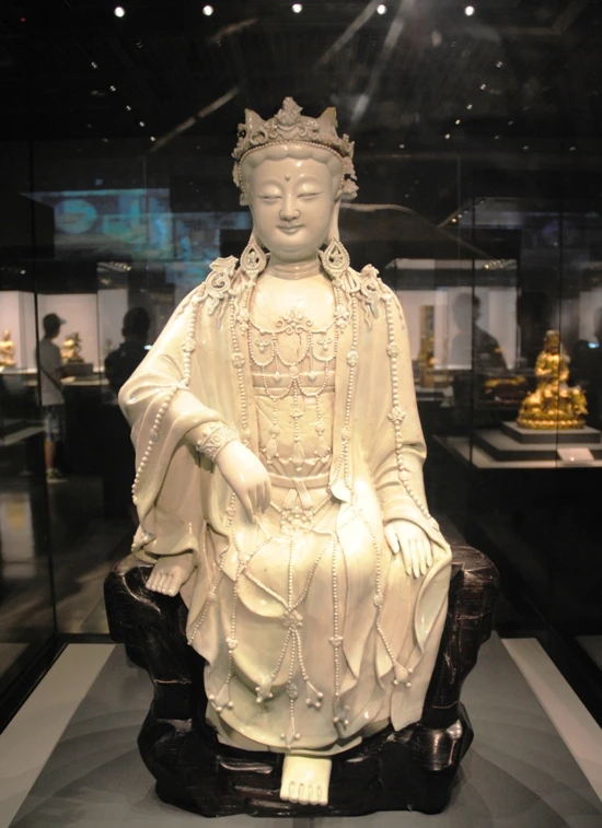 Tượng Thủy Nguyệt Quán Âm, Đời Nguyên